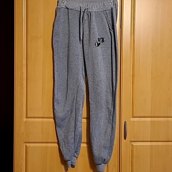 Gray joggers - Picture 1 of 3